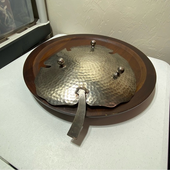 Large Hammered Metal Leaf Fall Maple Footed Platter Tray - Picture 4 of 7